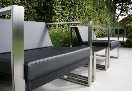 Cima Loungeコレクションのクッション, click to enlarge